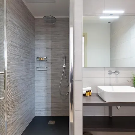 Astoux Yourhosthelper Apartment