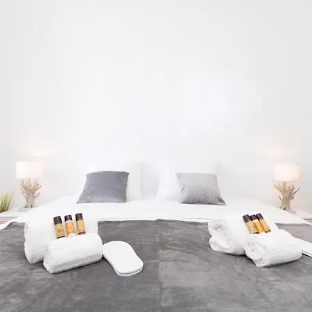 Astoux Yourhosthelper *