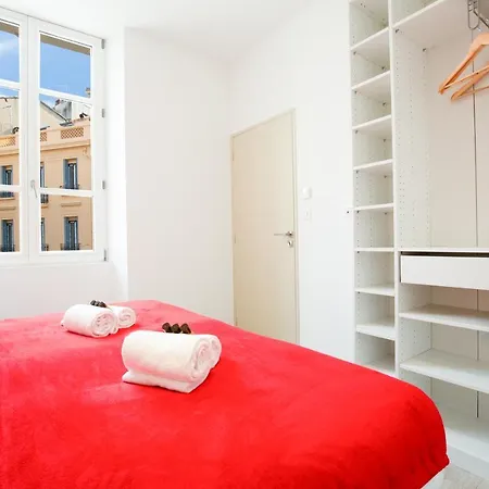 Astoux Yourhosthelper *